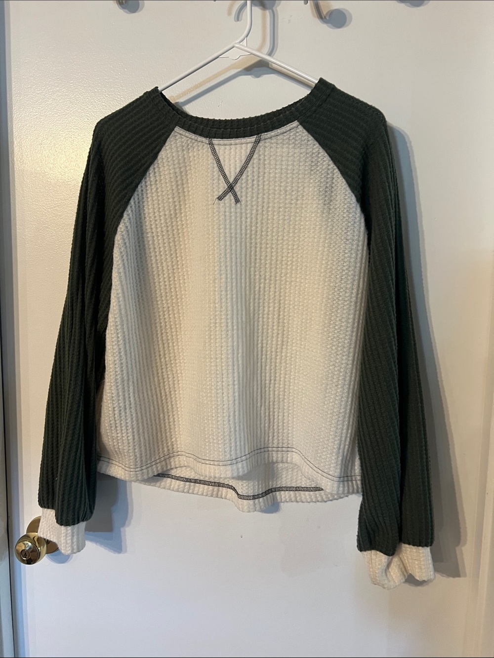 Waffle-Knit Raglan Long Sleeve Top in Cream and Dark Green